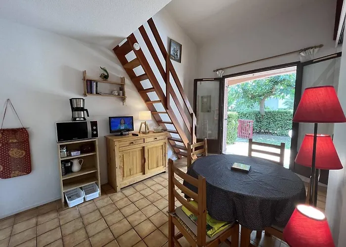 T2 Mezzanine 6 Pers Avec Jardin, Piscine, Proche - Saint-cyprien - Fr-1-106-27 *